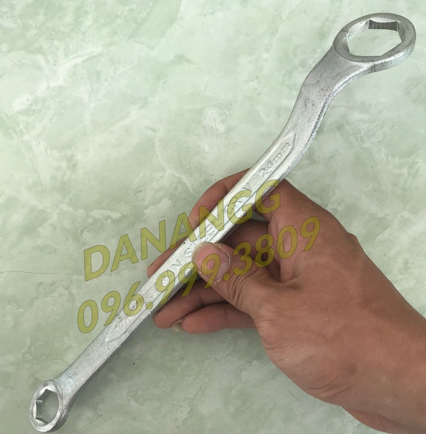 Tròng mở nắp súp bắp xe máy yamaha 17 24