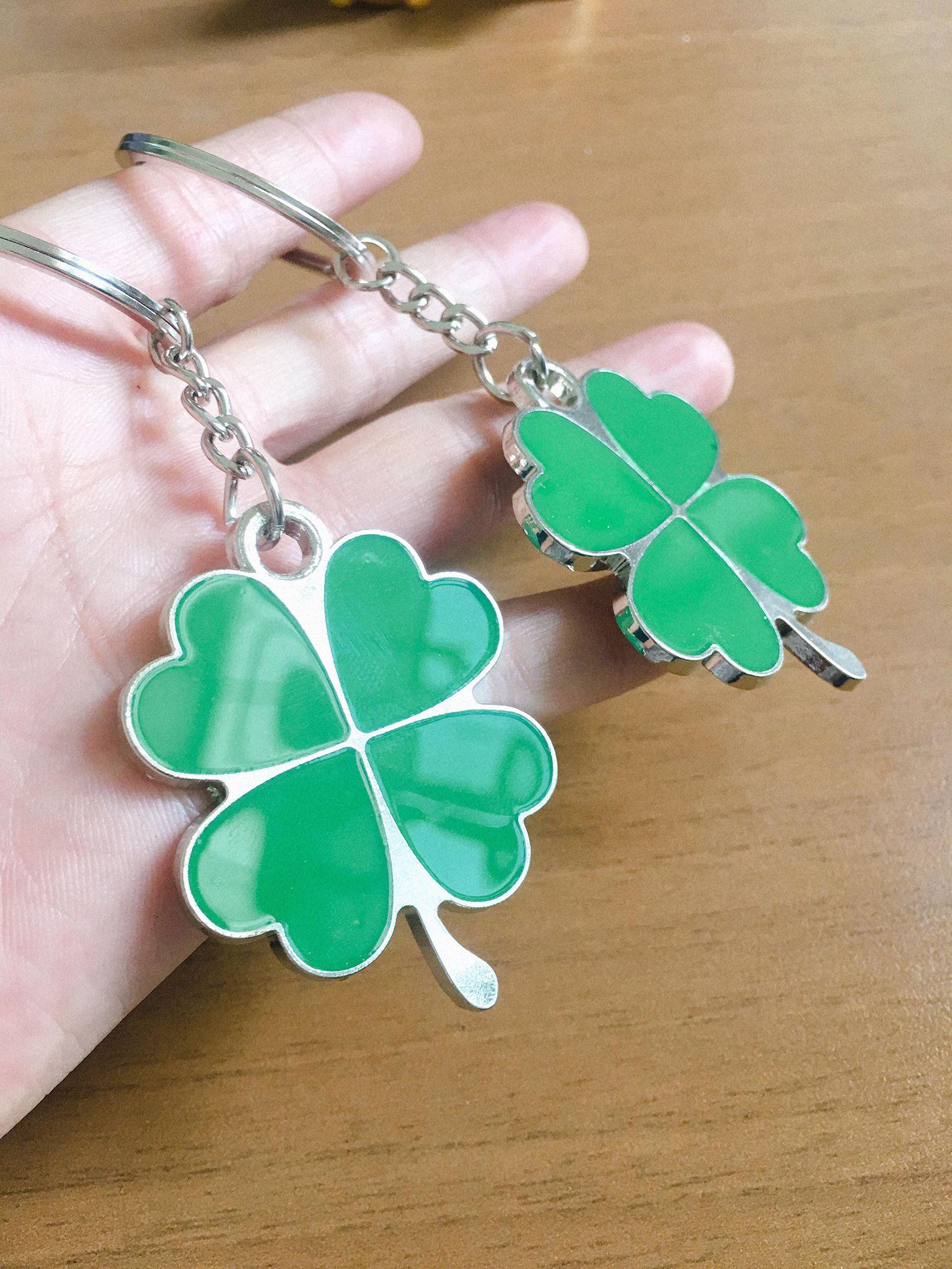 Móc khóa cỏ 4 lá móc khóa cỏ 4 lá may mắn