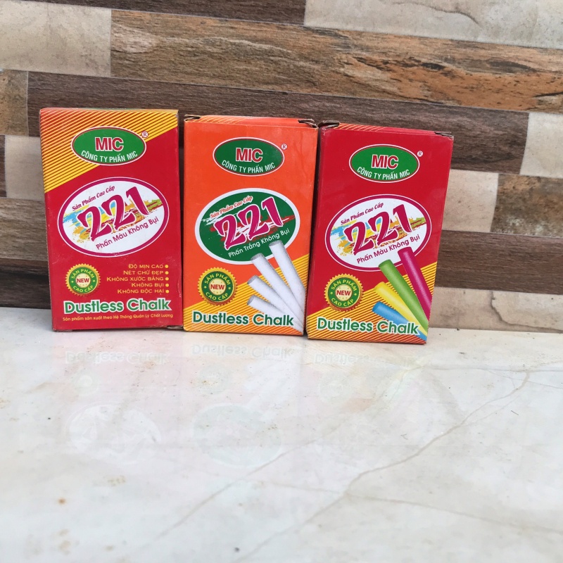 Hộp phấn trắng viết bảng học sinh
