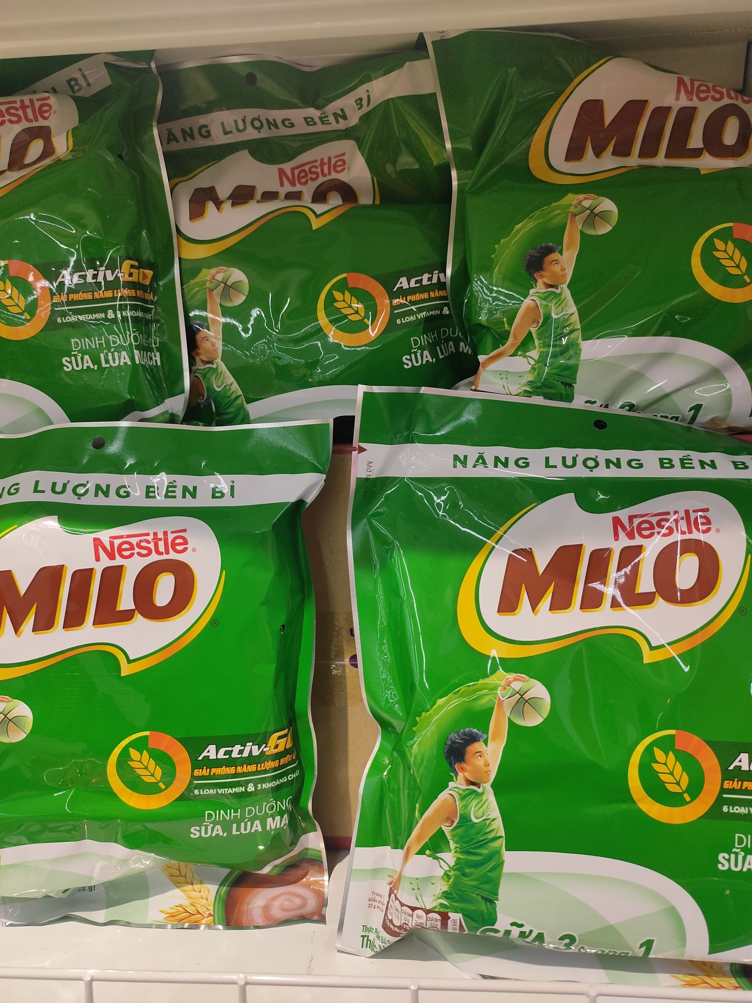 Thức uống lúa mạch Milo 3in1 gói 220g