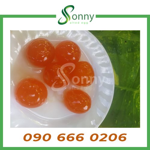 [Chỉ giao TPHCM] Lòng đỏ trứng muối sạch cỡ 11gr - 50 trứng/túi
