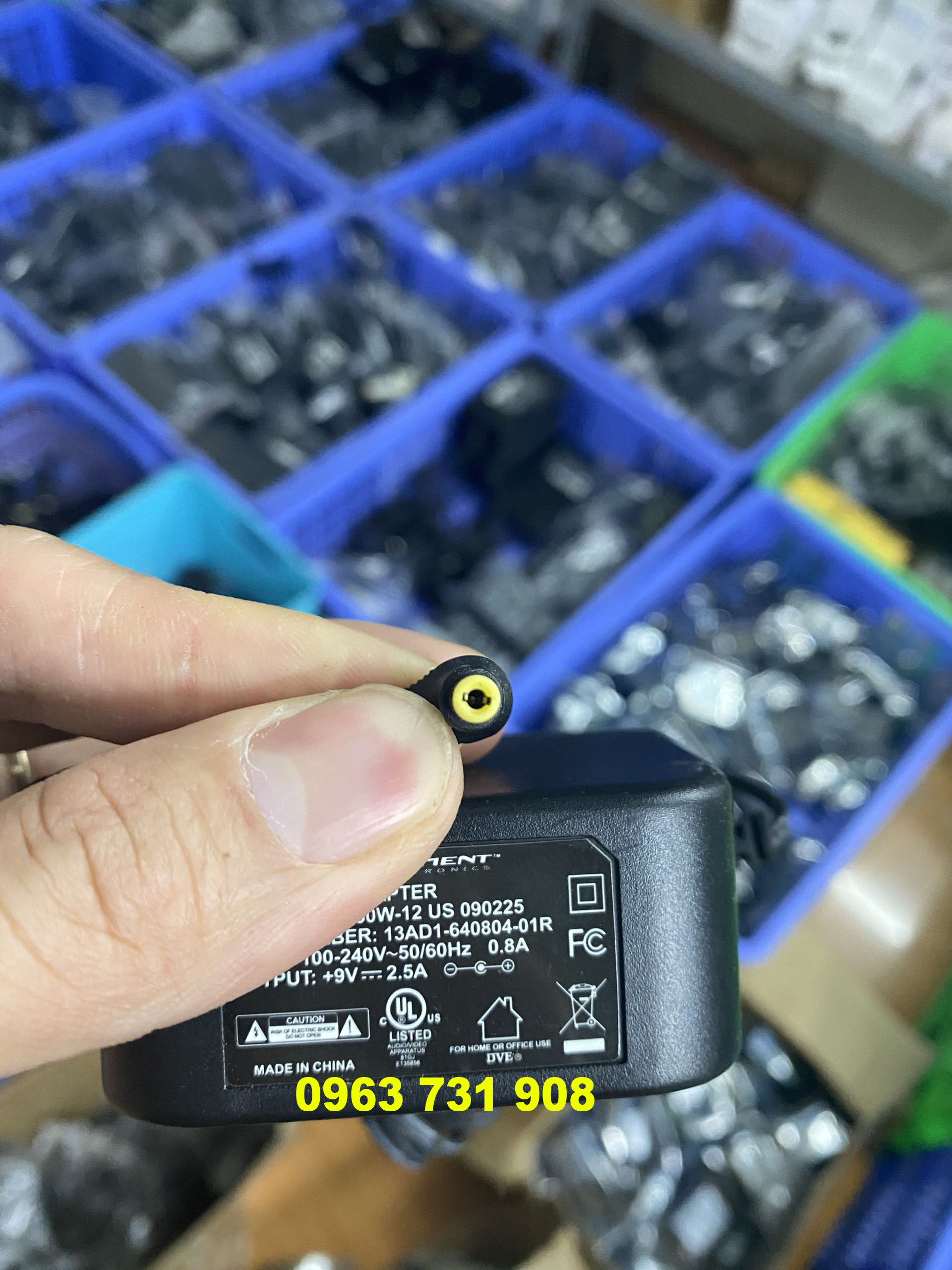 Dây sạc loa kéo DC 9V