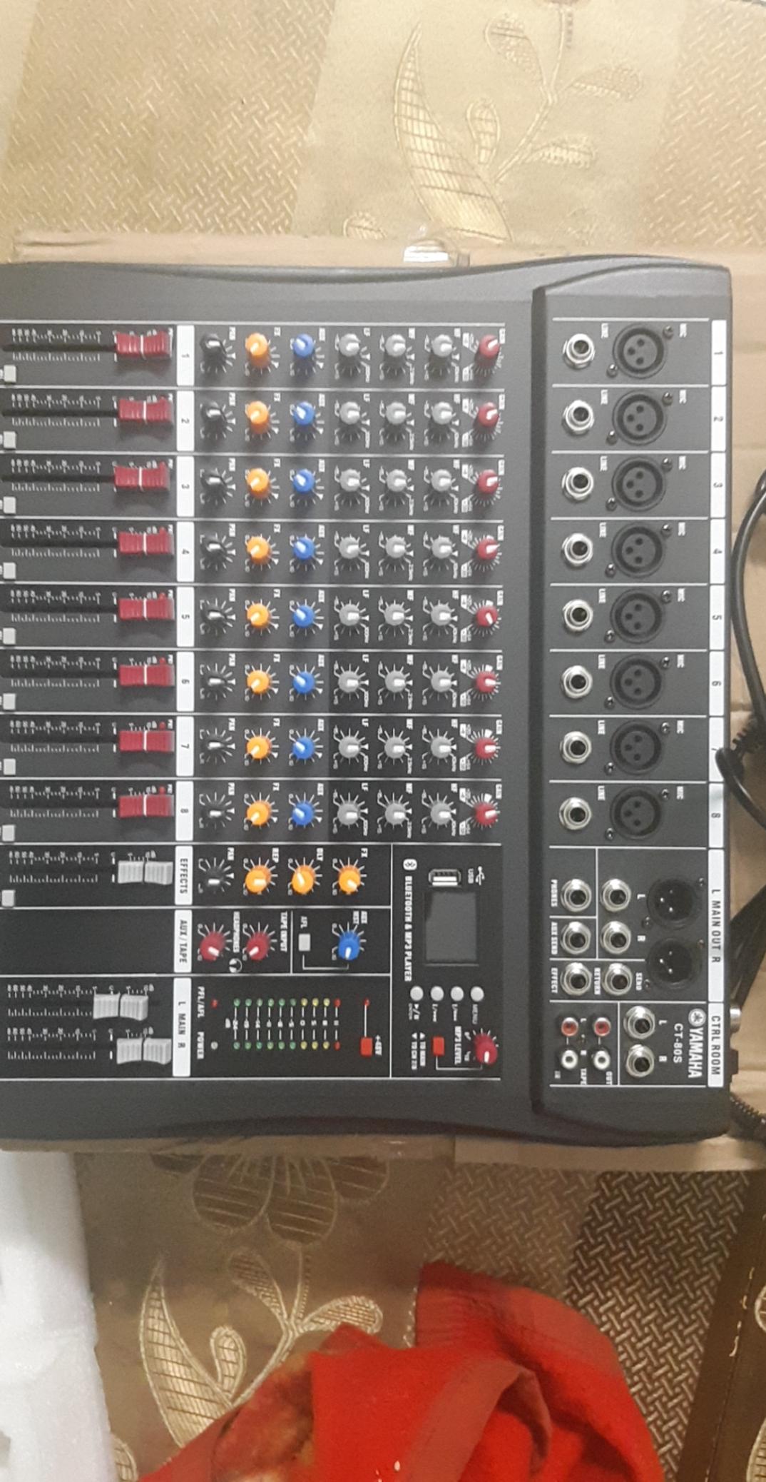 mixer yamaha ct80s