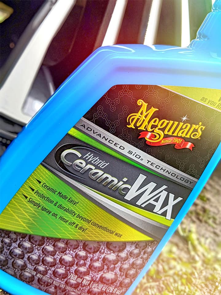 Meguiars Dung dịch wax bóng sơn xe cao cấp công nghệ Ceramic - Hybrid Ceramic Wax - G190526 - 768ml Tạo hiệu ứng lá sen & độ bóng cao