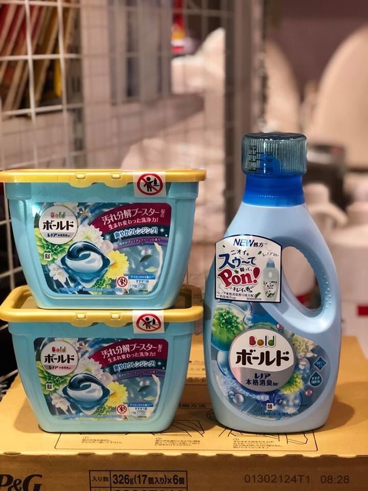 Nước giặt xả 2 in 1 Bold P&G 850g  Nhật Bản