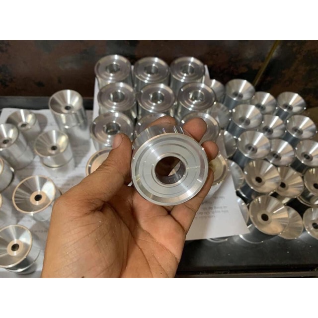 Tiêu nhôm cnc họng 21 gắn pô leovince giảm thanh