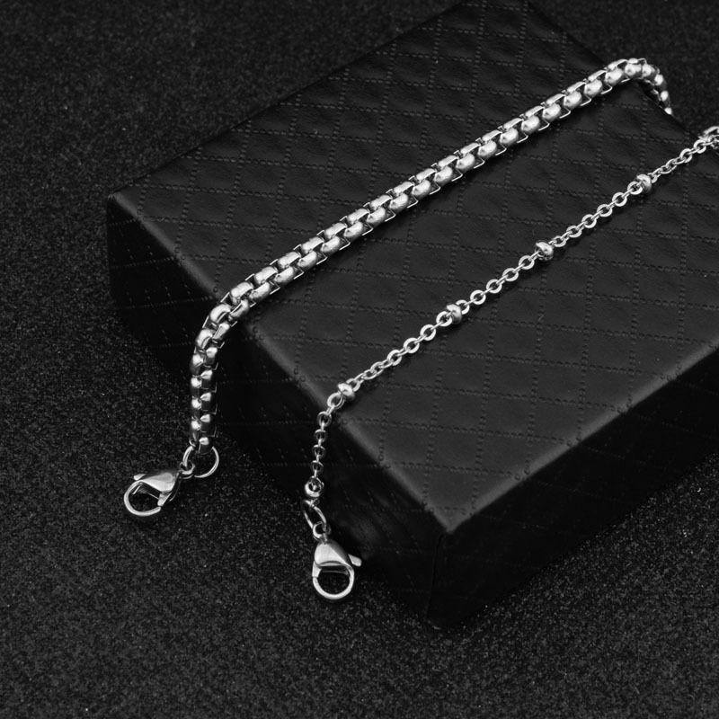 Set 2 vòng tay nam nữ J-Hope BTS