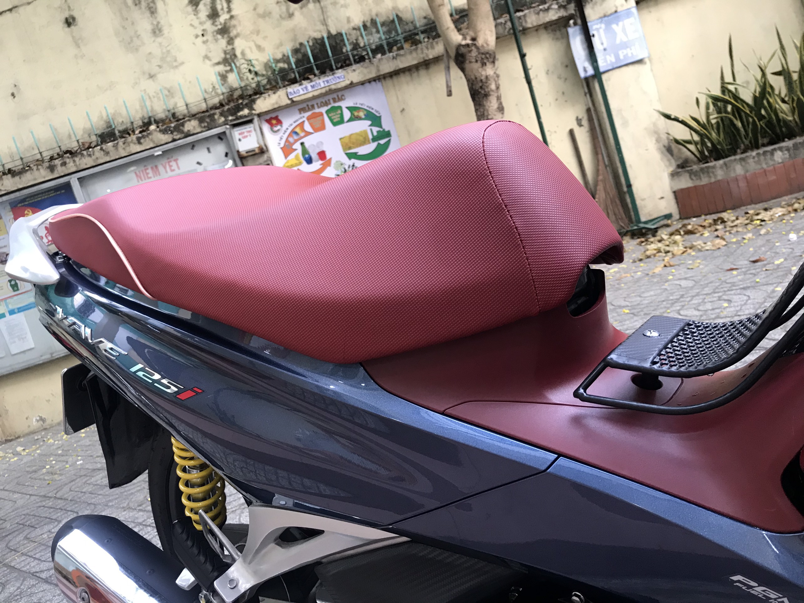 [HCM]nhựa nhám đỏ wave 125i ( 2017 -2022)