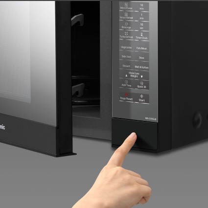 Lò vi sóng Panasonic NN-ST65JBYUE