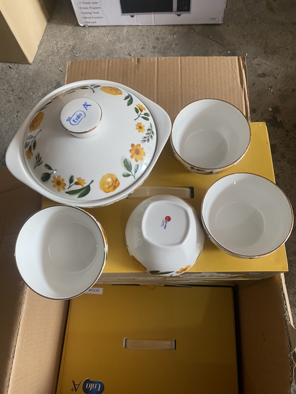 Bộ 1 thố và 4 chén sứ Donghwa Enfa