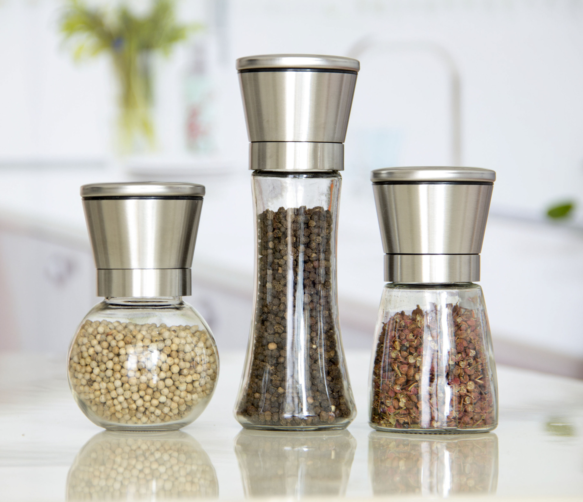 Dụng Cụ Đựng Và Xay Tiêu Nắp Inox Đa Năng