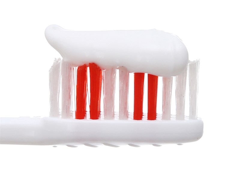 Kem đánh răng Colgate Total bạc hà 190gr