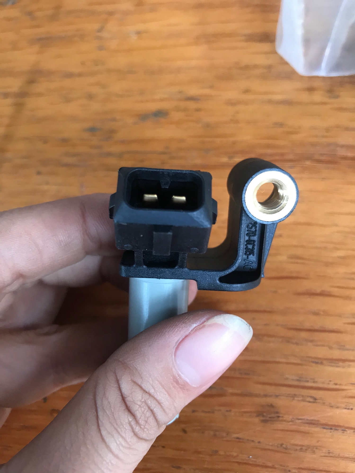 [HCM]Cảm Biến Cốt Máy Ford Transit 2010-2020 Máy Dầu