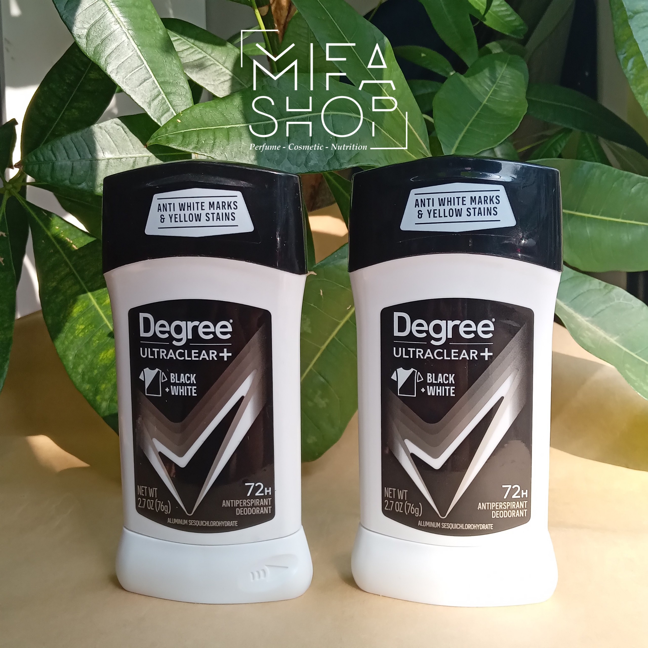 Lăn khử mùi Degree Ultraclear Black White 76g