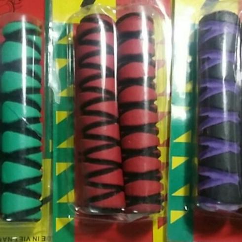 [HCM]Muốt tay thắng xoắn 2 cái màu