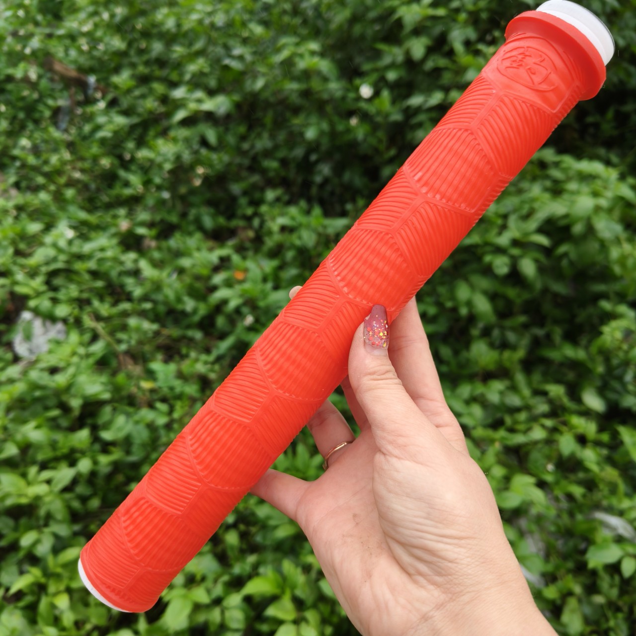 Quấn cán cần câu vân 3D, bọc cần câu cao su, màng co tự rút, quấn cán rút vân 3D dài 30cm