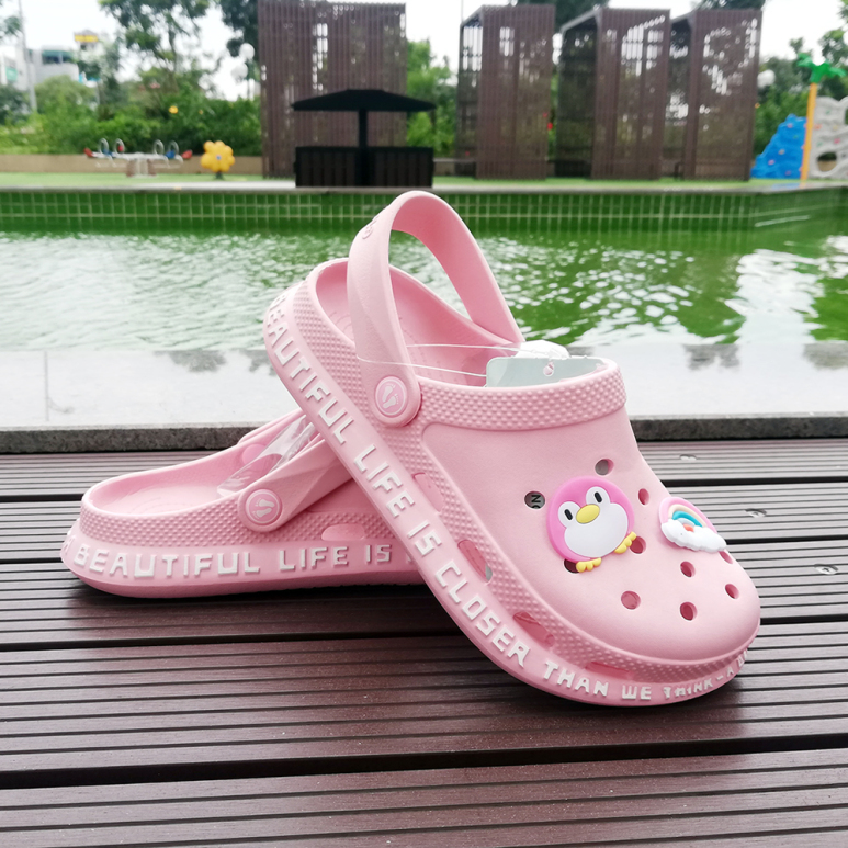 Dép Sục Dép Croc.s Nữ Tặng Kèm 10 Jibbitz chất liệu nhựa tế bào êm nhẹ chống hôi chân, đế có rãnh chống trơn trượt, đi mưa không thấm nước giá rẻ