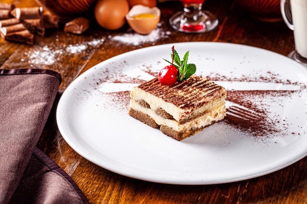 Hương rum kahlua mùi cà phê làm bánh Tiramisu 700ml