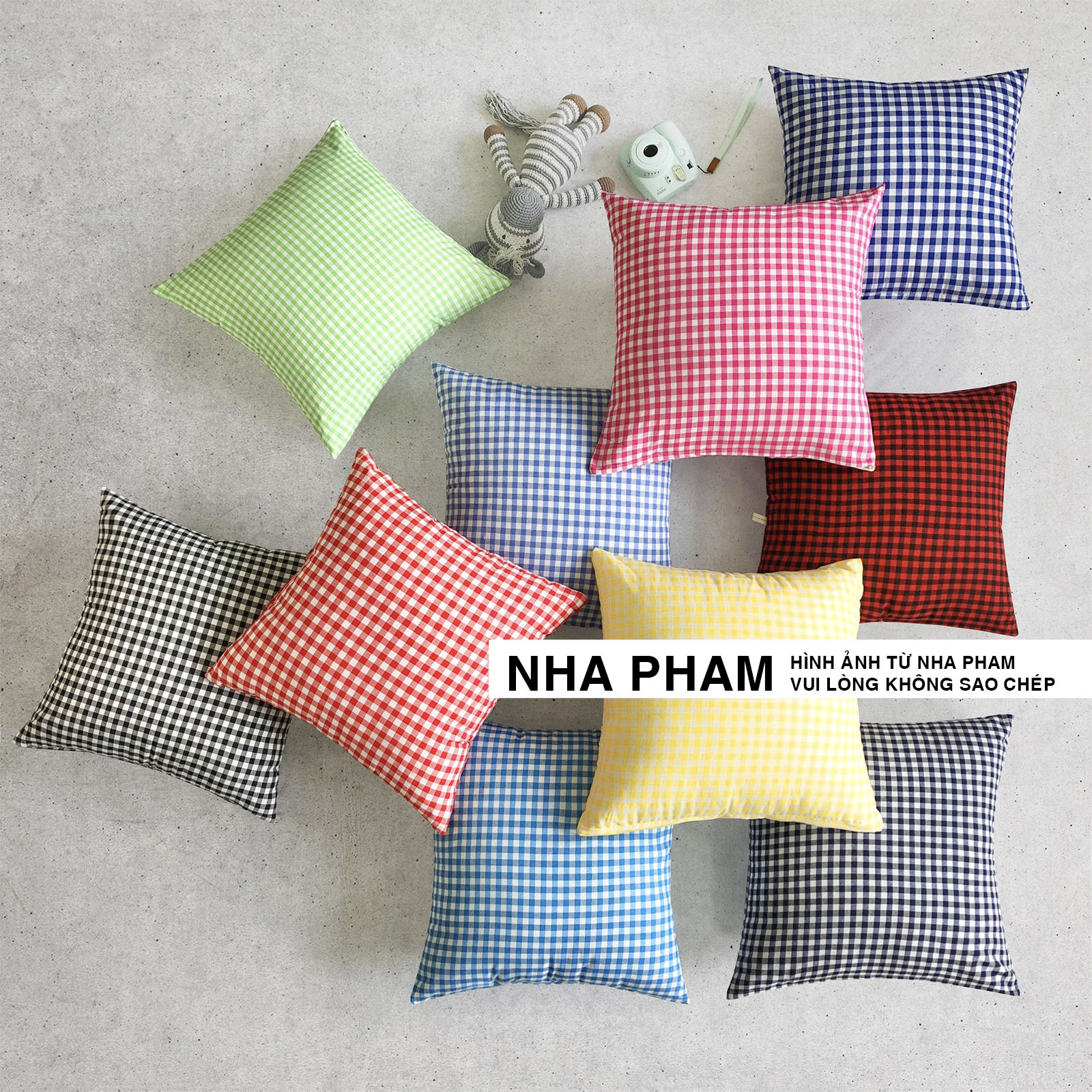 Gối Sofa Trang Trí CARO PHAM (45cmx45cm)