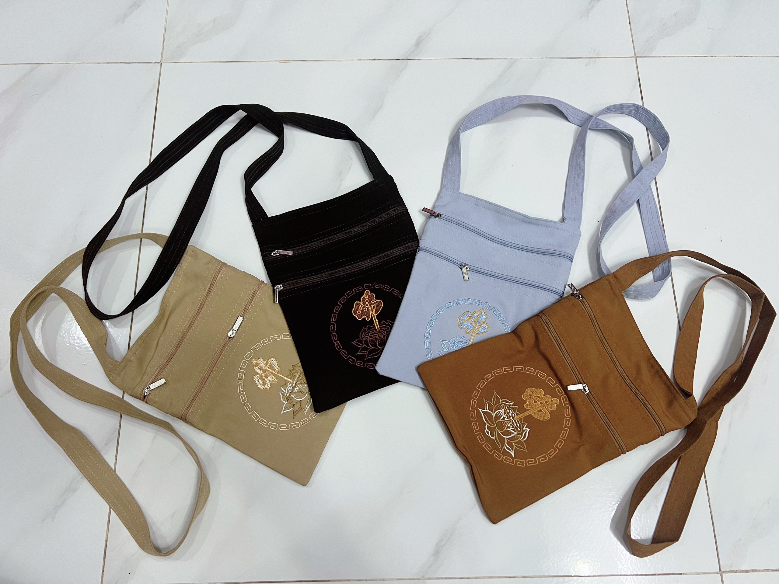 Đồ Lam Đi Chùa Túi Nhí