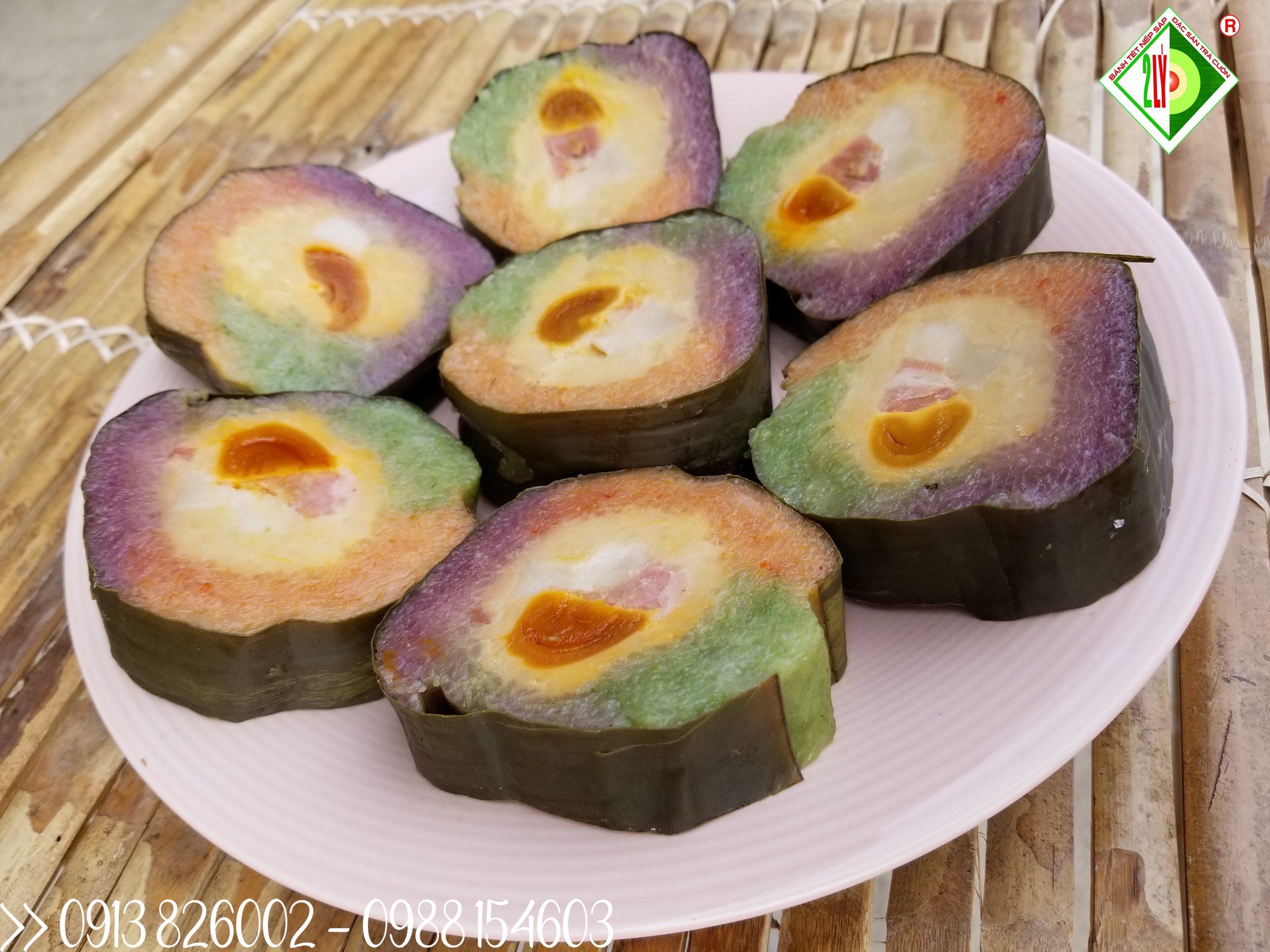 Bánh Tét Ba Màu Thập Cẩm 900gr [Bánh tét Trà Cuôn Hai Lý tại Trà Vinh]