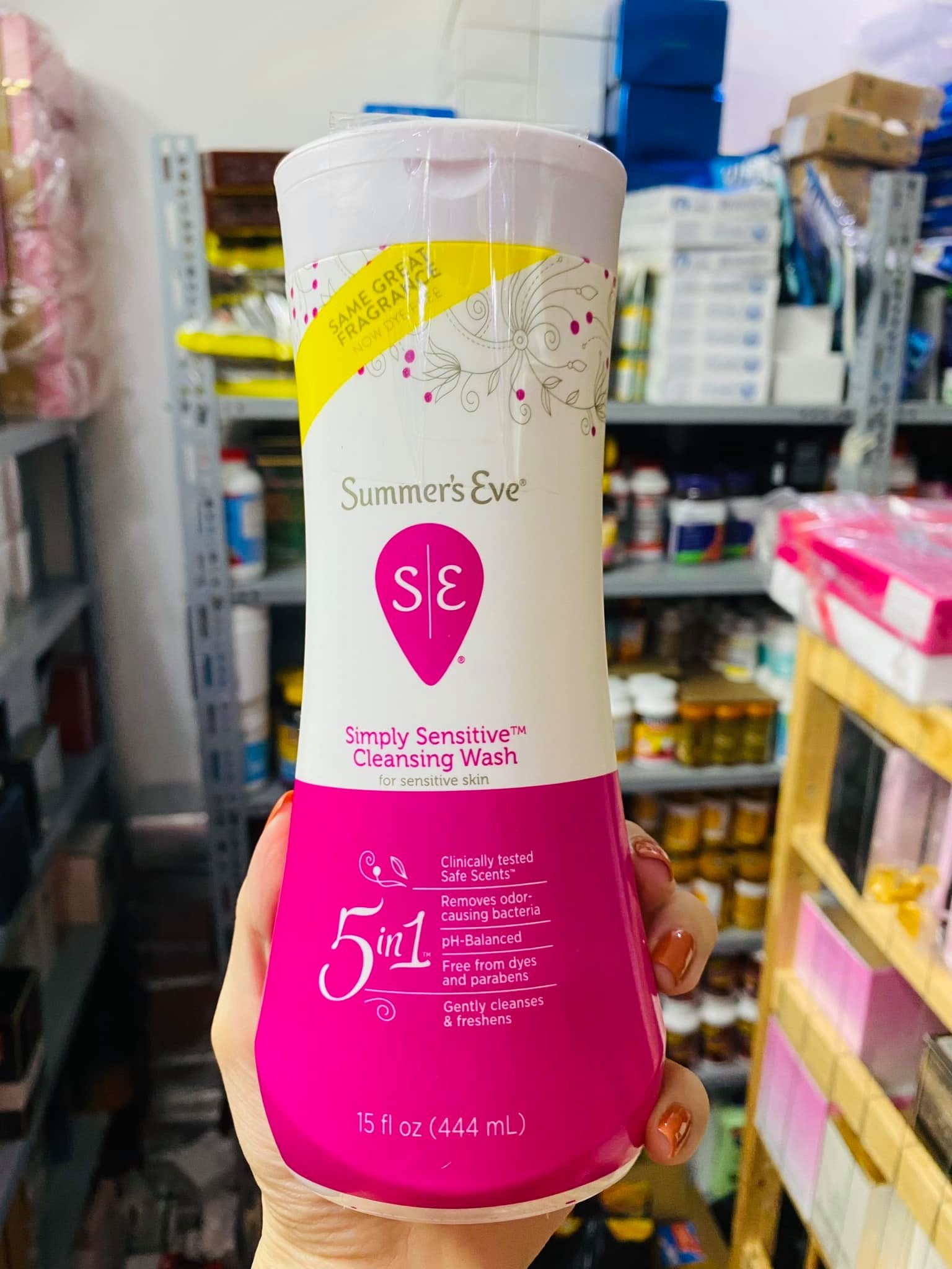 Dung dịch vệ sinh phụ nữ summer's eve 444ml chính hãng