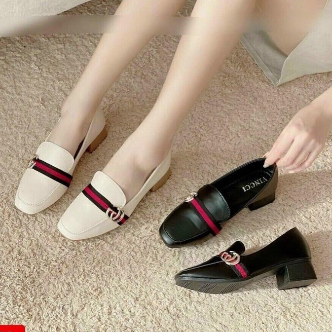 Giày bít mũi quay sau đính ngọc