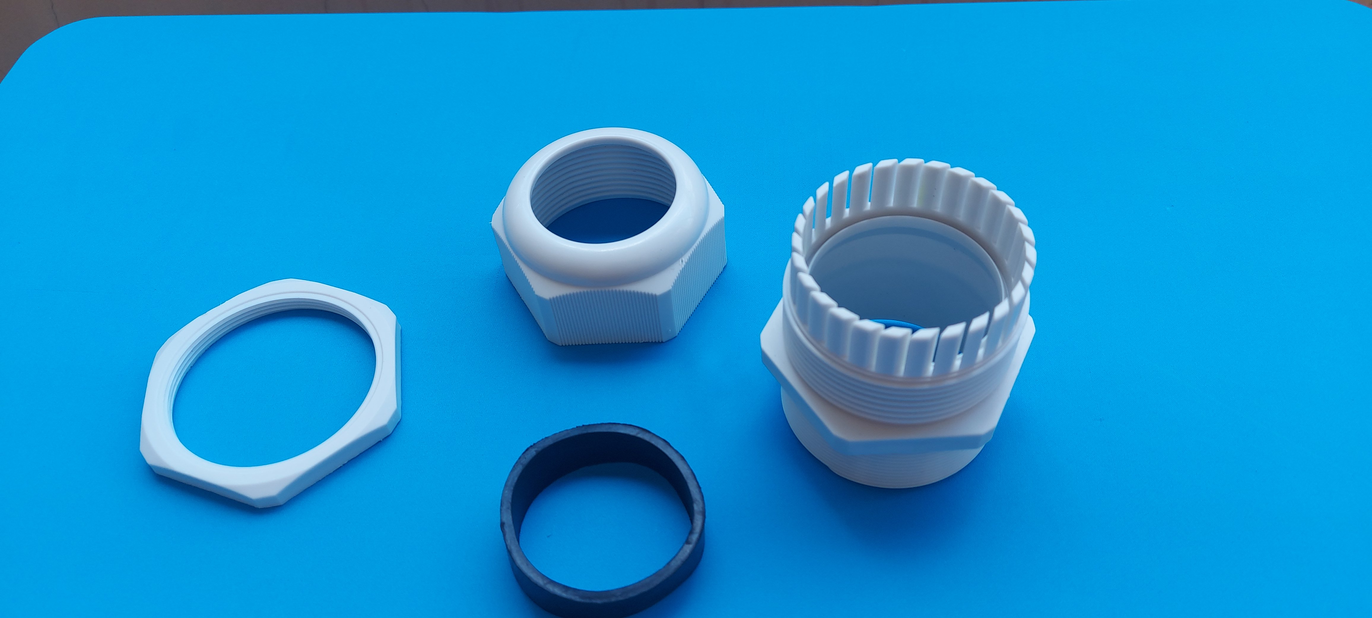 Ốc siết cáp nhựa 21( 50cái/1 gói)