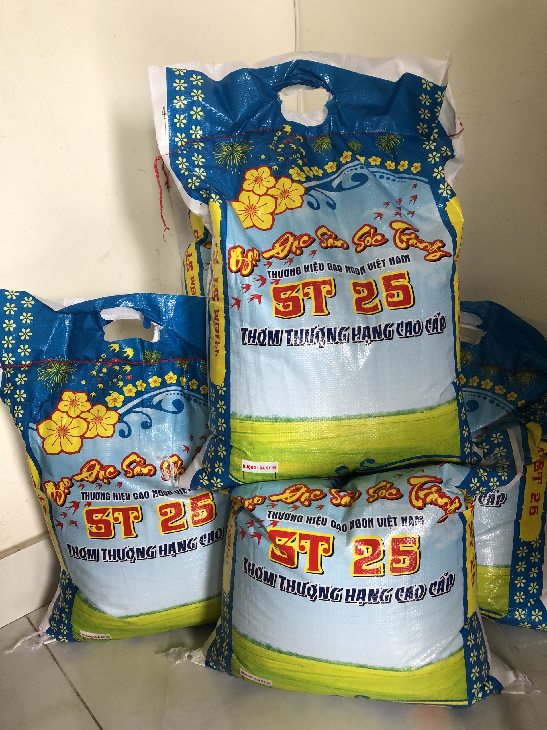 Gạo st25 thơm thượng hạng