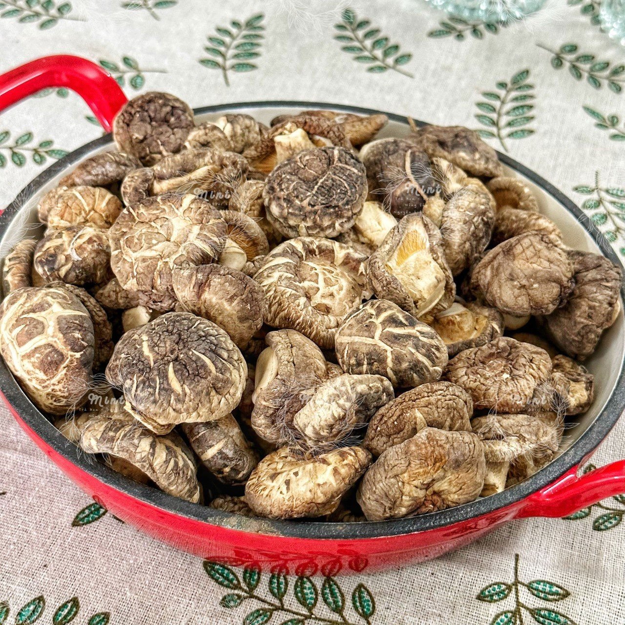 Nấm Đông Cô Khô (Nấm Hương Sấy Khô) size 4 phân - Túi 100gram
