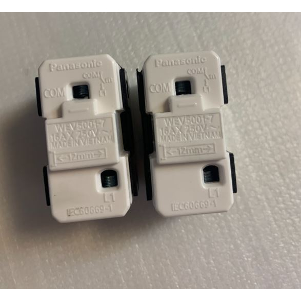 (Panasonic Hạt To) HỘP 10 Ổ Cắm bắt vít, Panasonic hàng Wide