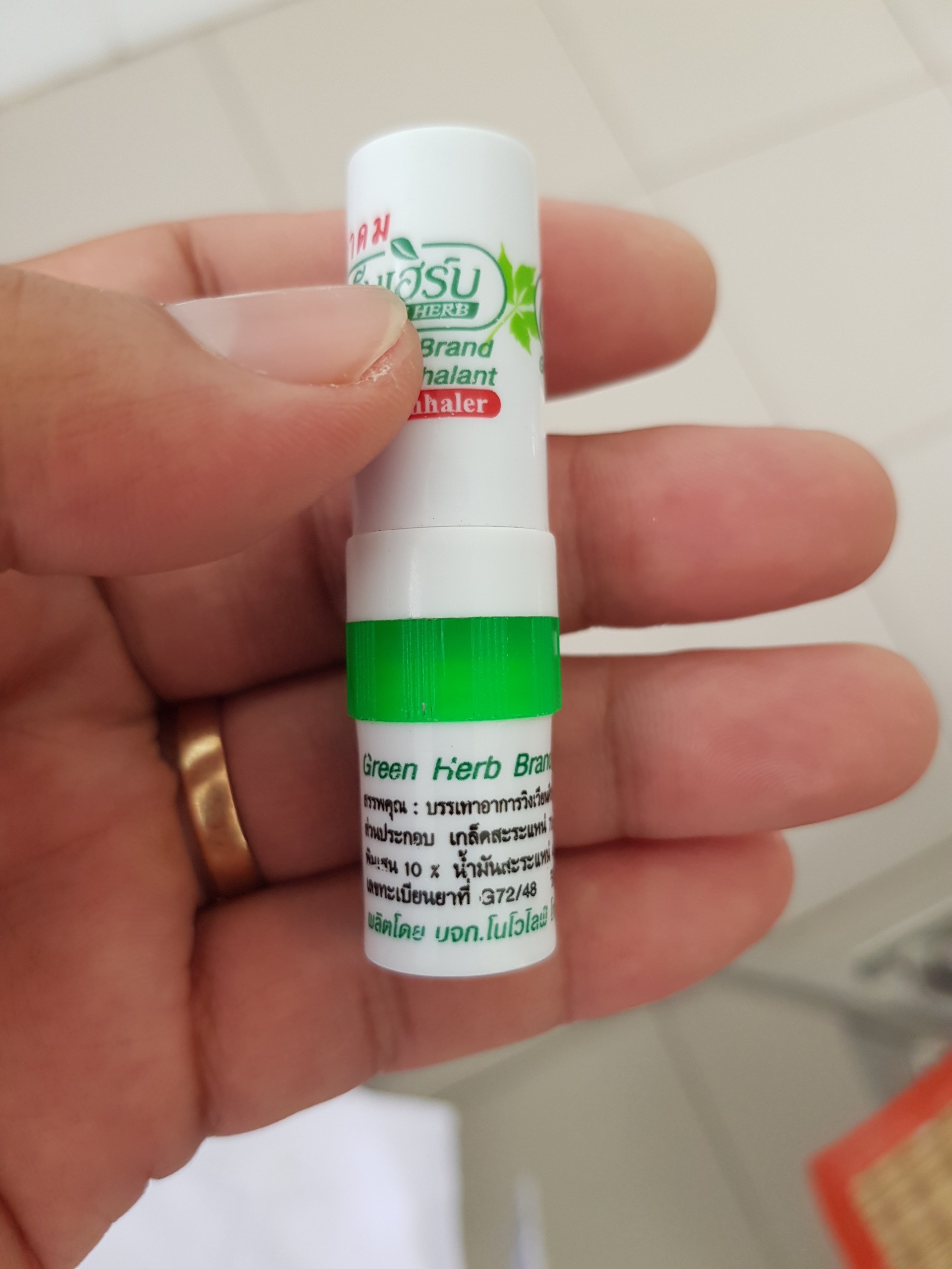 Ống hít thông mũi Green Herb Thái Lan