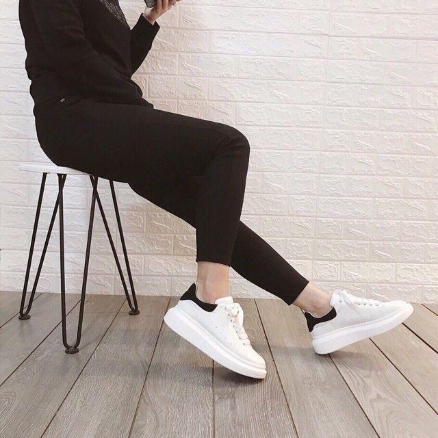 Giày MCQ nữ gót đen GIÀY LINH LINH( hàng đẹp ảnh thật)