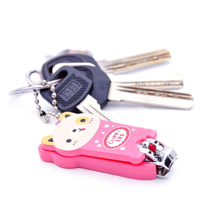 Bấm móng tay cute hình thú cho bé yêu