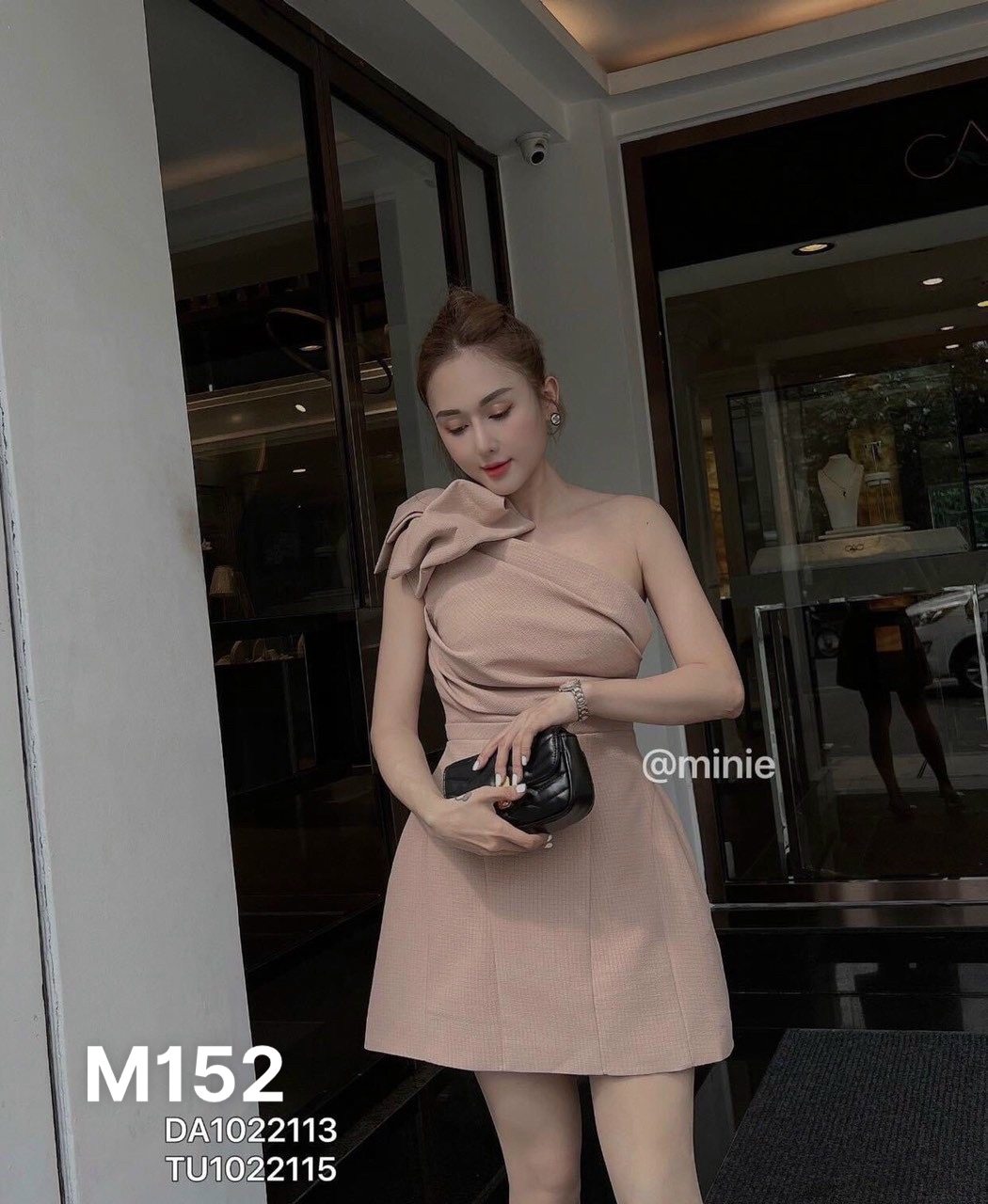 Đầm lệch vai nơ chất liệu thun umi M152