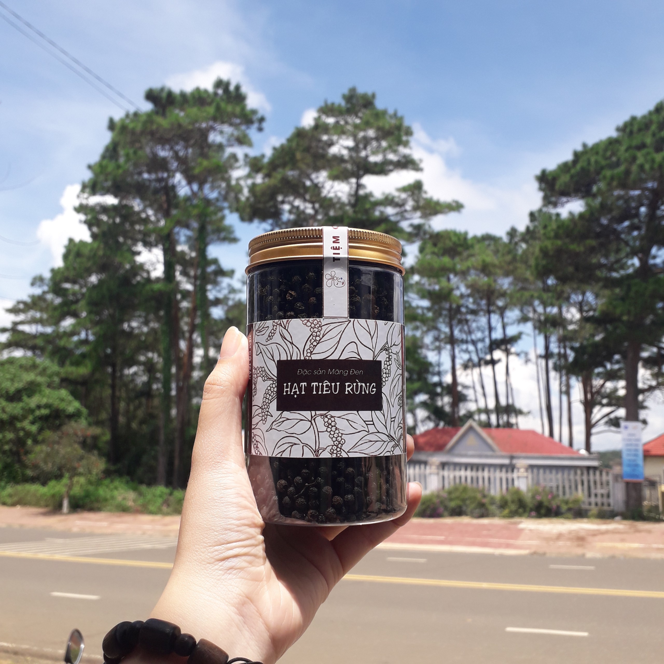 Hạt tiêu rừng đặc sản Măng Đen - Hũ 200gr