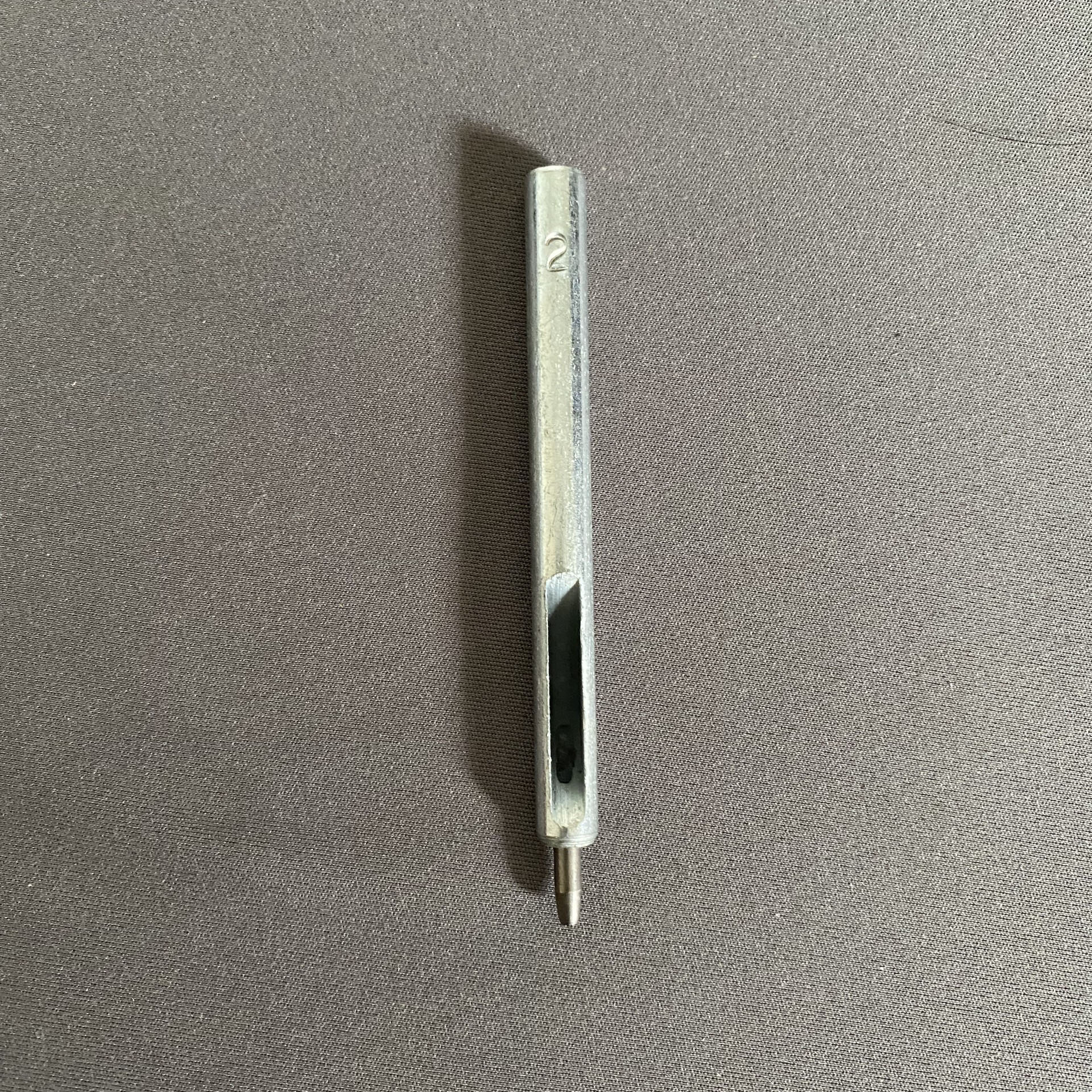 Đục Lỗ Dây (loại đầu 2mm) - Sasami Đồ Da Cá Sấu