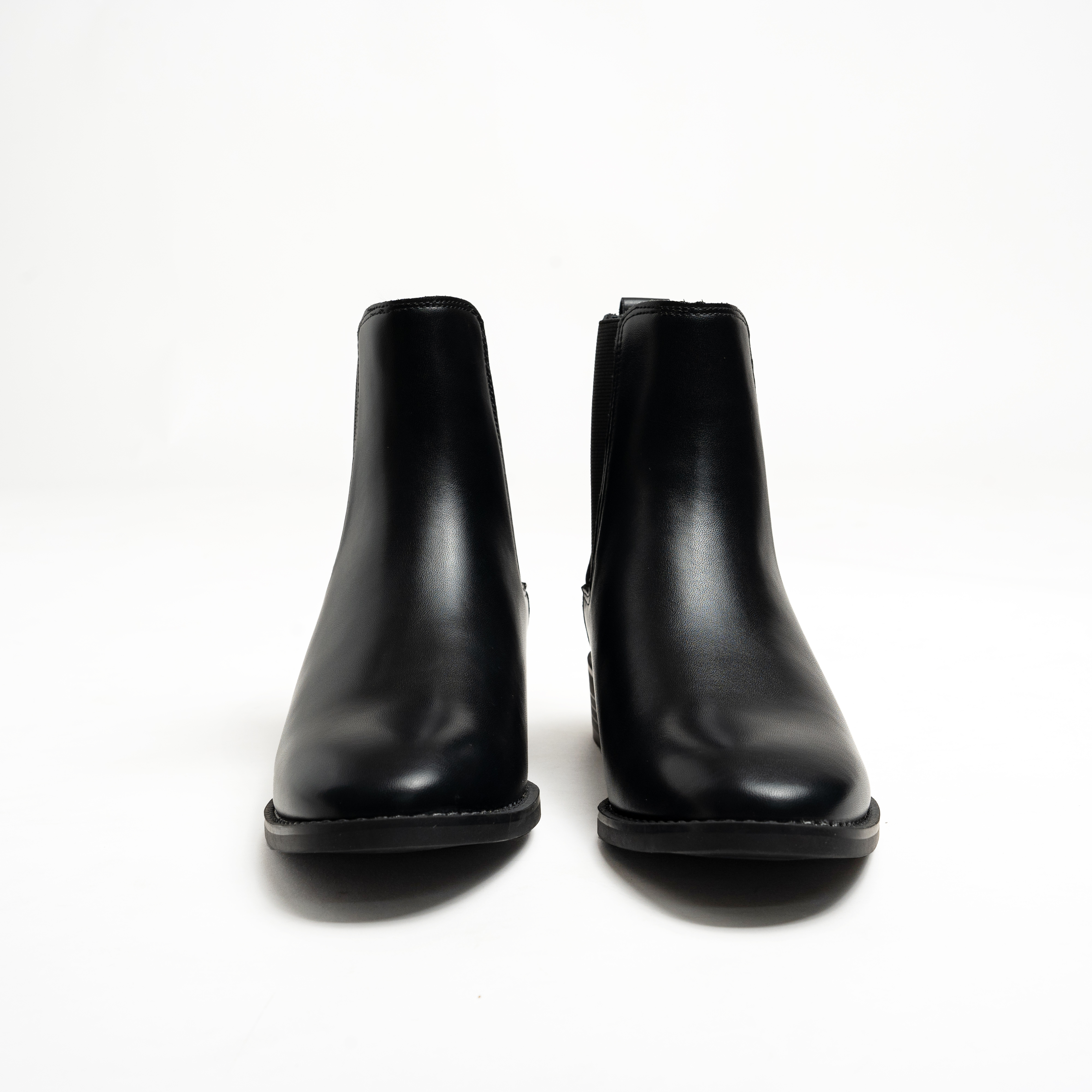 Giày Boots/ Bốt nữ Pierre Cardin chất liệu da cao cấp, đế cao 3,5cm, thiết kế phối thun - 243