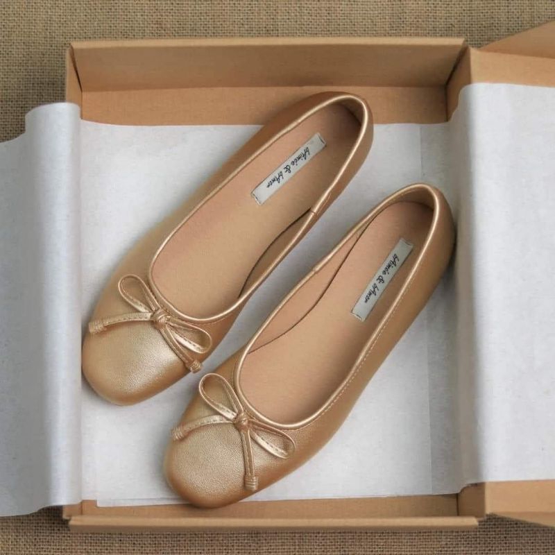 Giày bệt mũi vuông bigsize có full size từ 32 đến size 45