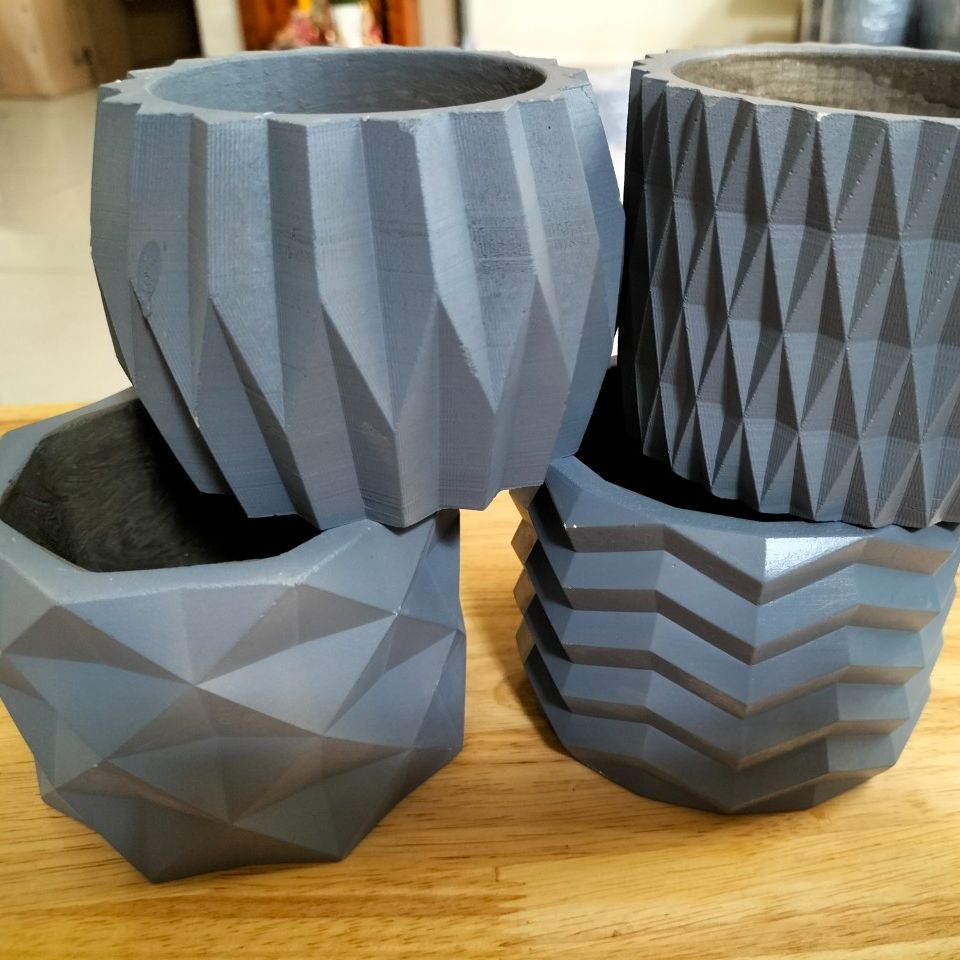 CEMENT POTS