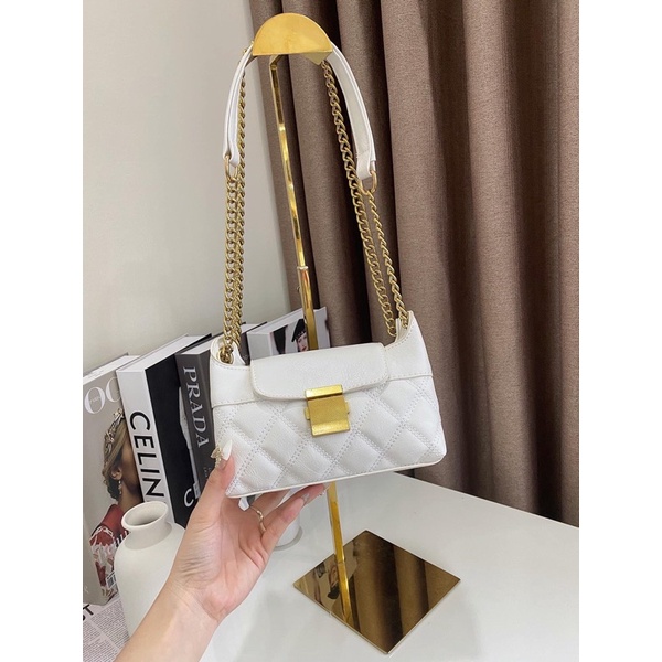 Túi kẹp nách khoá Vuông bấm thời trang mới 2023