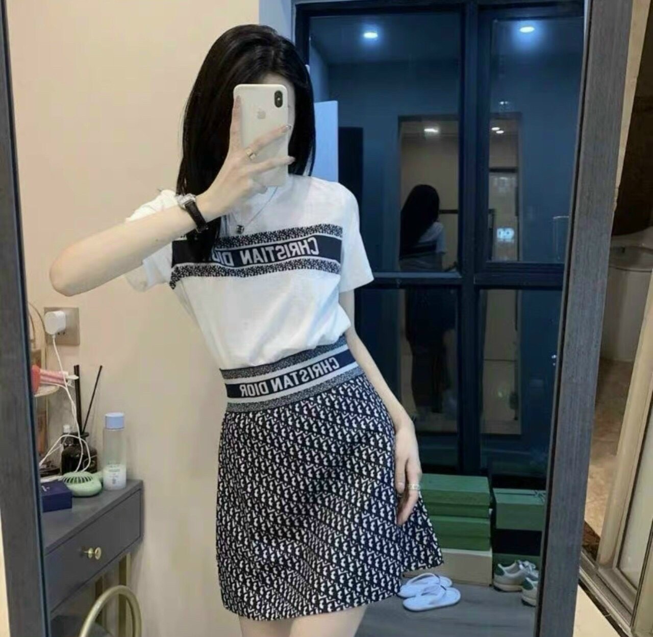 [Sale sốc áo lẻ màu] Áo len trắng cổ tròn
