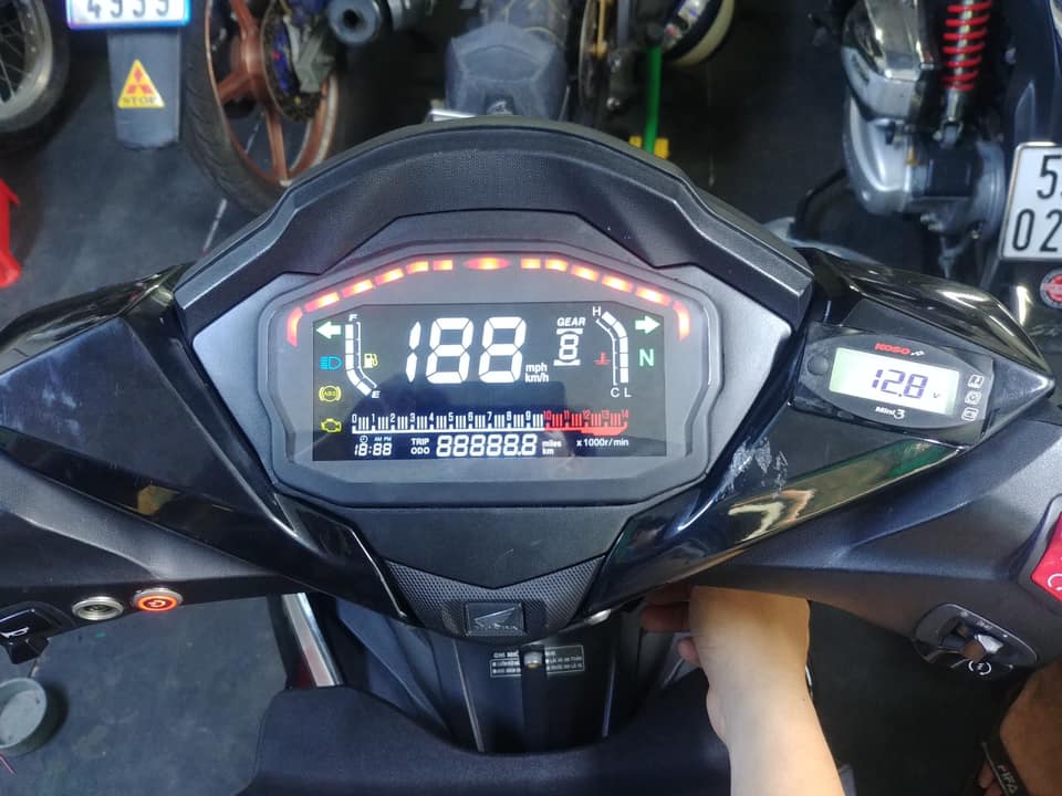 [ GIÁ RẺ ] Đồng hồ điện tử DUTICA full chức năng