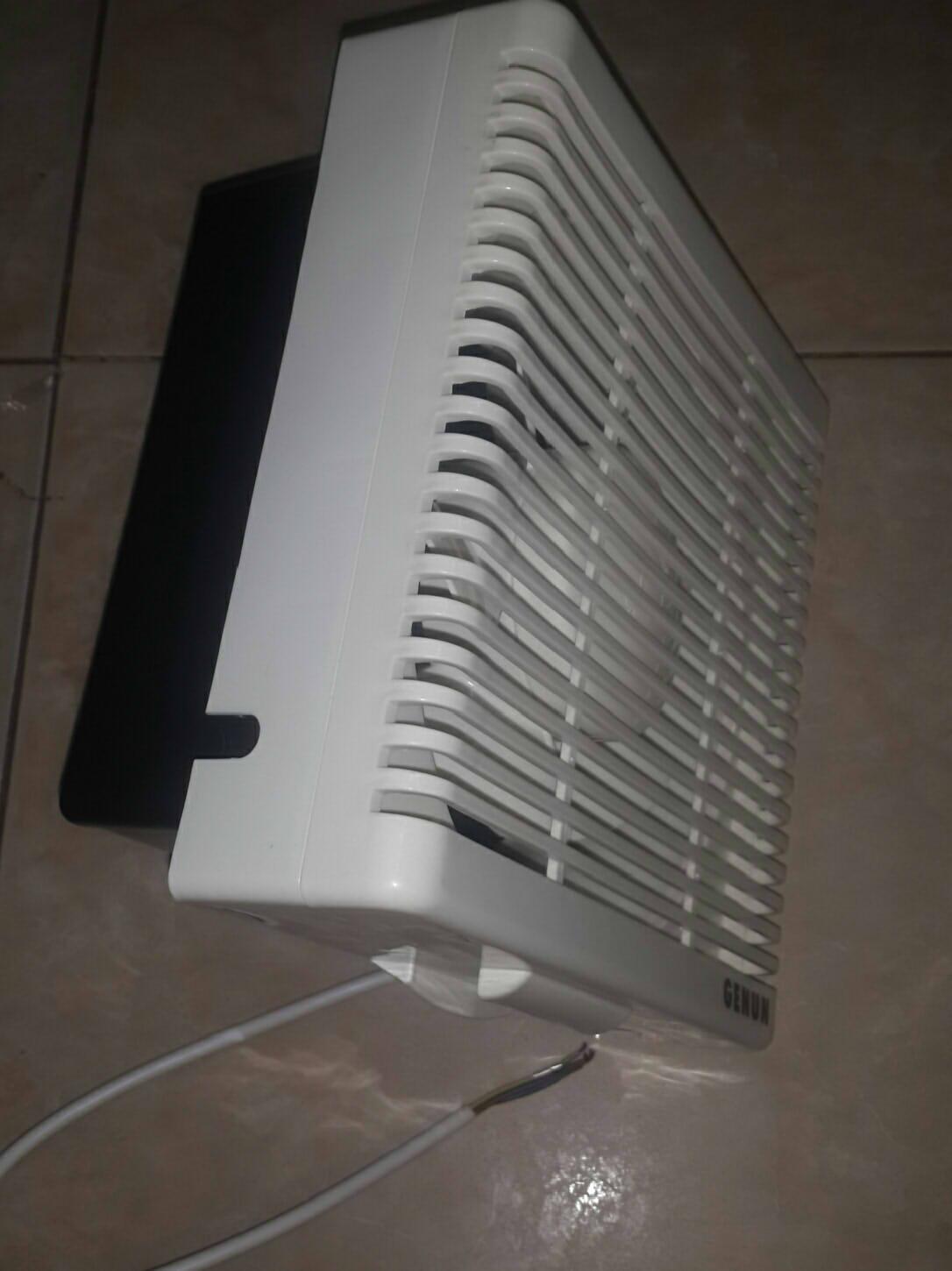 Quạt thông gió gắn tường Genun APB25B3