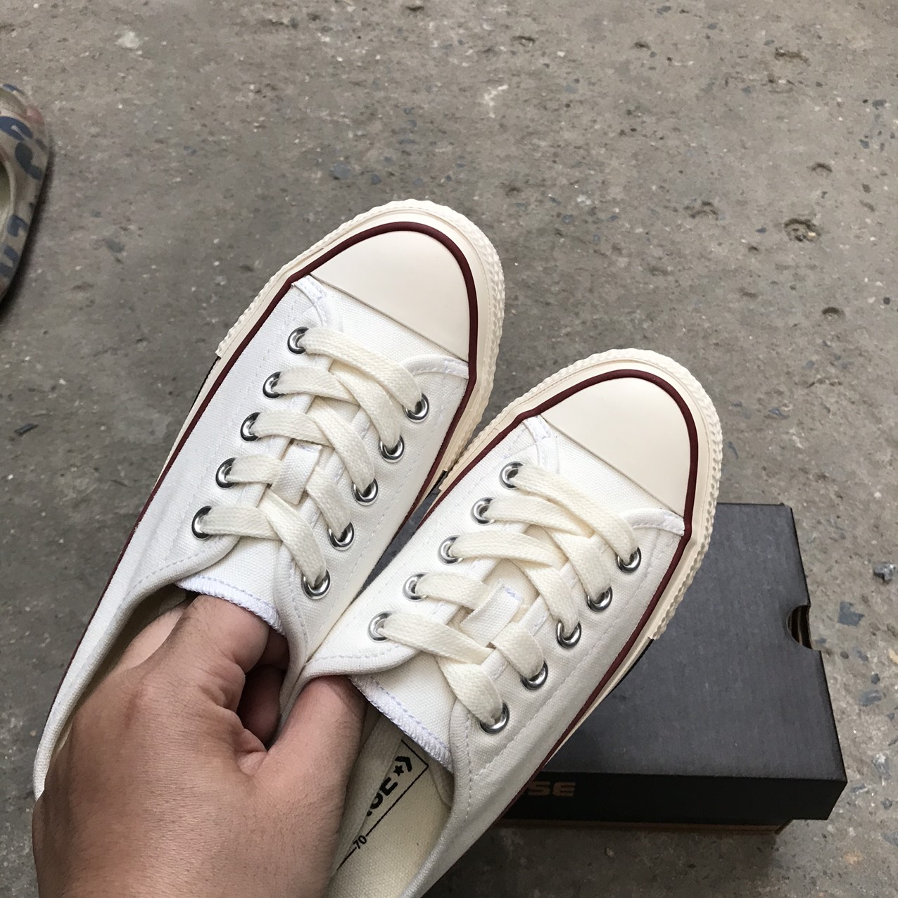 FULL BILL BOX Giày Converse Đạp Gót Thời Trang Nữ Màu Đen/Trắng