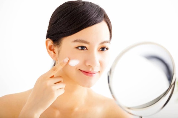 Kem Dưỡng Siêu Cấp ẩm căng mịn da Loreal Paris Revitalift 50ml.