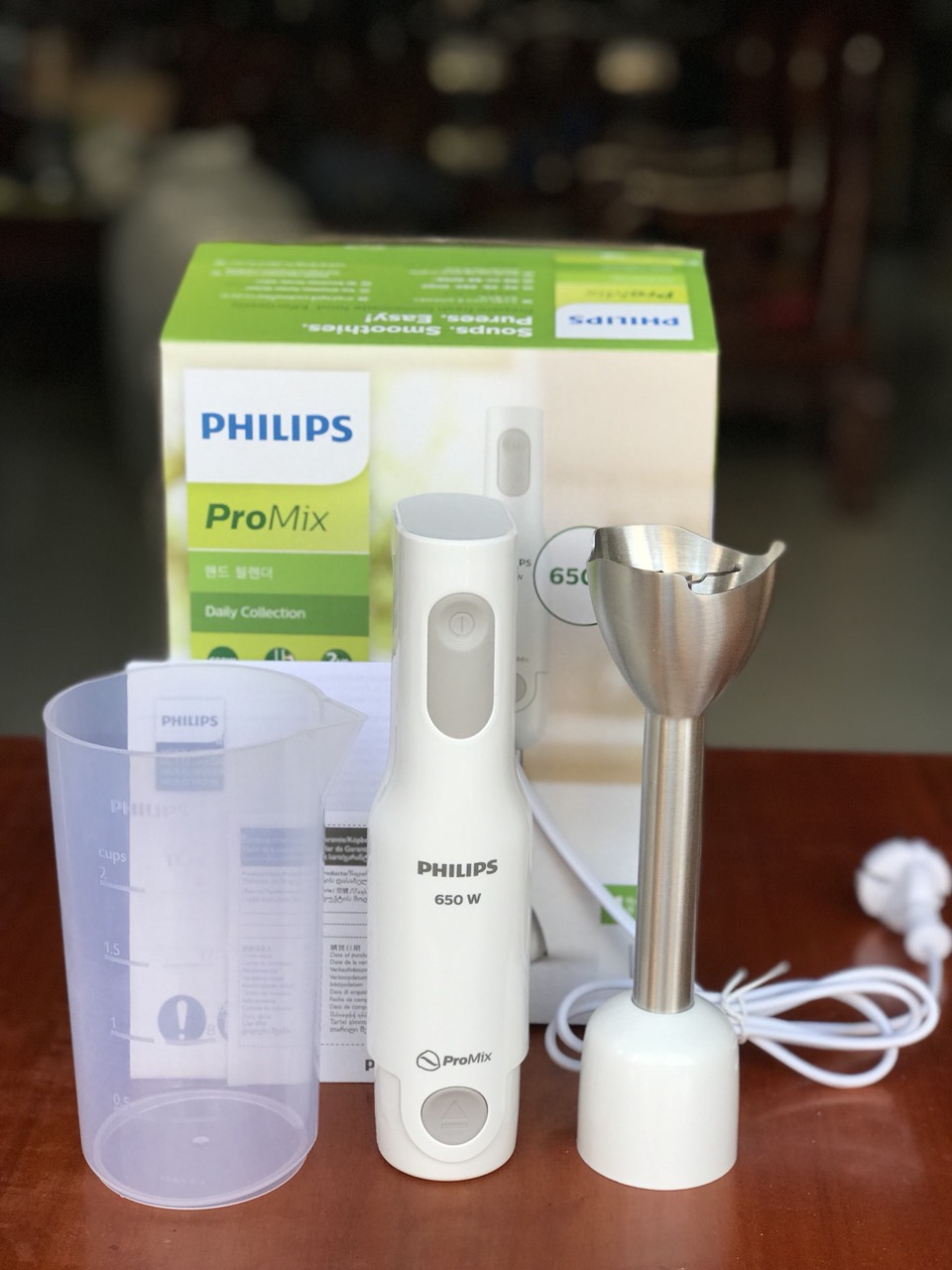Máy xay sinh tố cầm tay Philips HR2534