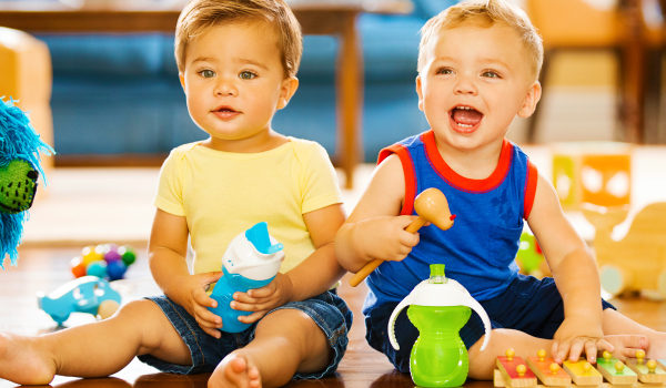 CỐC TẬP UỐNG ĐẦU SIÊU DAI MUNCHKIN