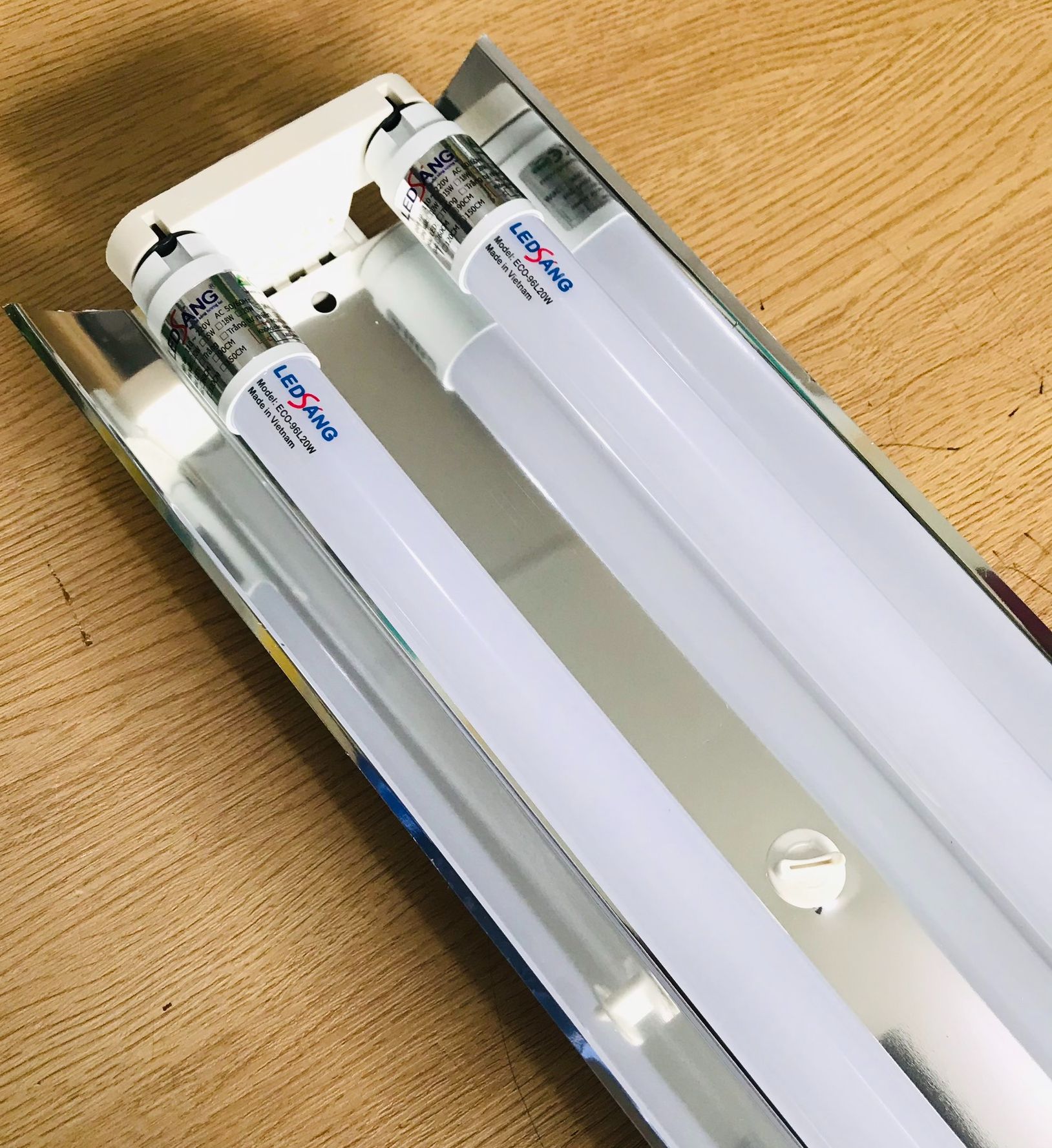 [HCM]Combo 10 máng đèn led 1.2m inox đôi có chóa phản quang