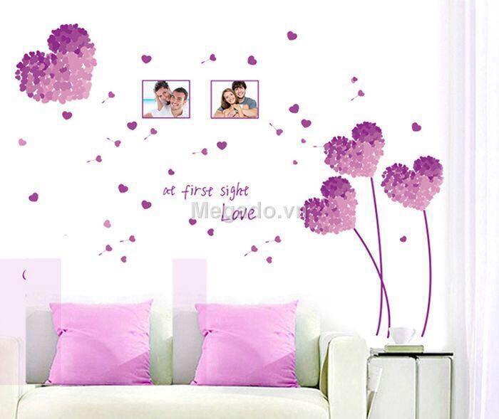 Decal dán tường mẫu  trái tim màu tím